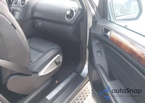 2010 Mercedes-Benz Ml 350 4Matic z USA, uszkodzony, nr VIN 4JGBB8GBXAA609337